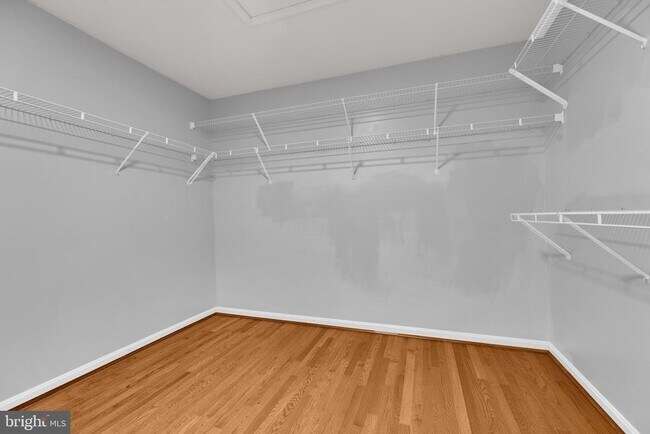 Building Photo - 13072 Autumn Willow Dr