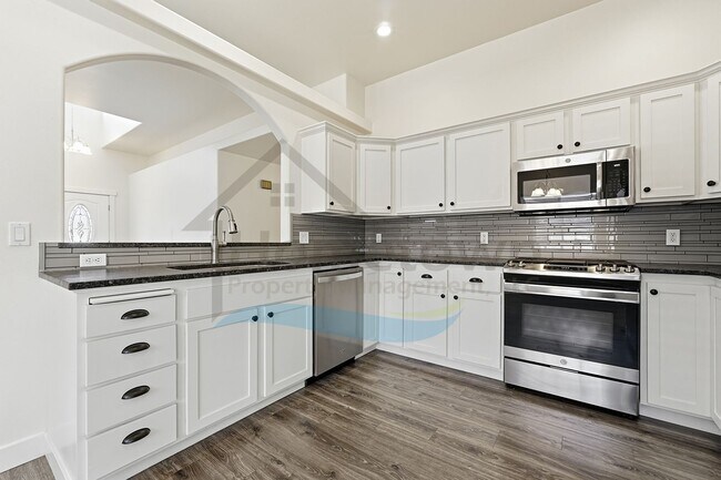 Building Photo - 5163 E Portside Ct