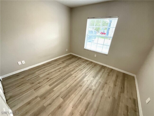 Building Photo - 8358 Bernwood Cove Loop