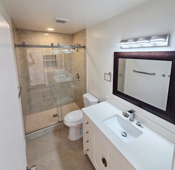 Building Photo - 9528 Bayamon Rd