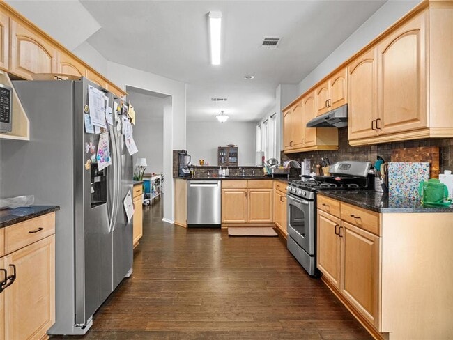 Building Photo - 6630 Hillside Terrace Dr