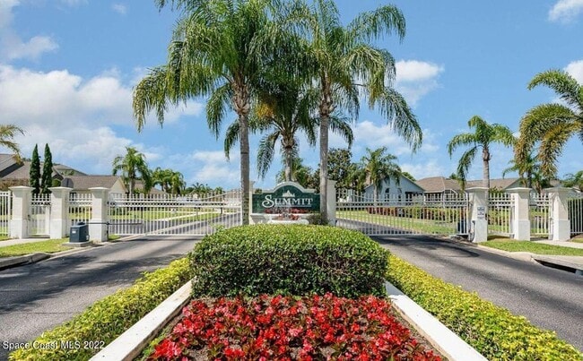 Building Photo - 4411 Portage Trail