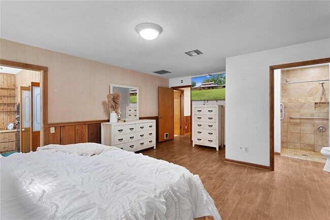 Building Photo - 8284 Co Rd 209