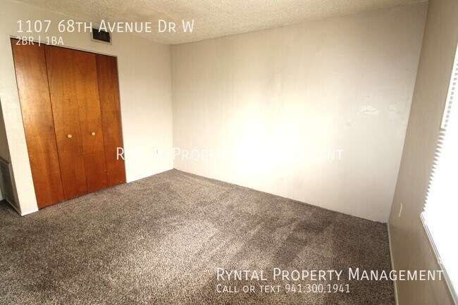 Building Photo - 1107 68th Ave Dr W