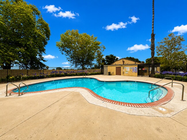 Building Photo - 7313 Unicorn Cir