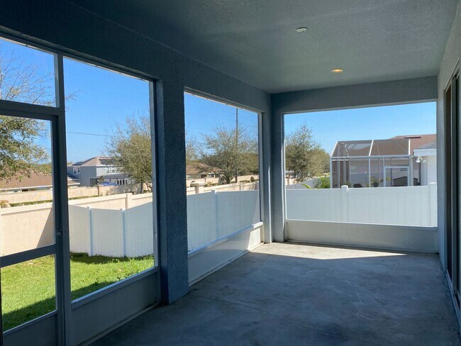 Building Photo - 481 Pheasant Dr