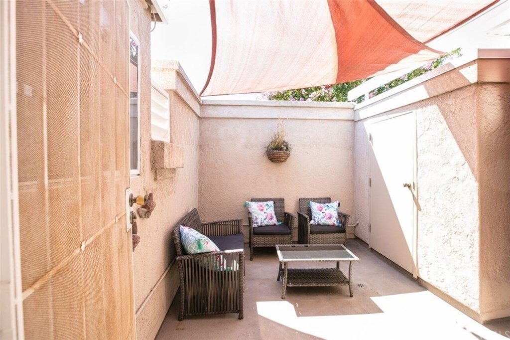 Building Photo - 2900 Madison Ave