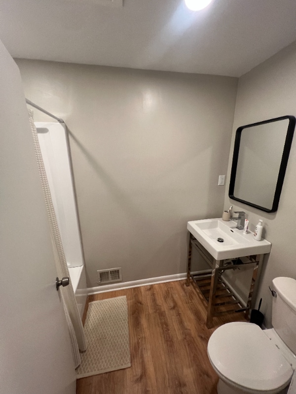 Building Photo - 221-223-223 Haven Ave