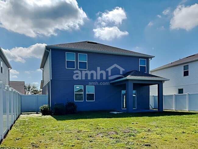 Building Photo - 1158 Sky Lks Dr