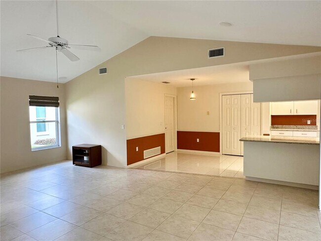 Building Photo - 5024 Southern Pine Cir