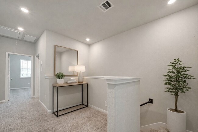 Building Photo - 1521 Beach Oak Dr