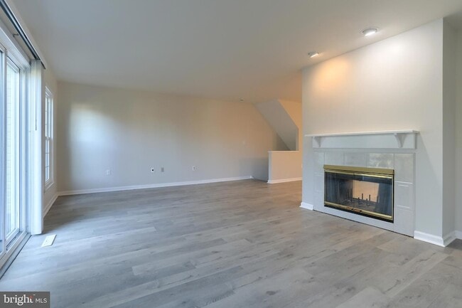 Building Photo - 2065 Raleigh Rd