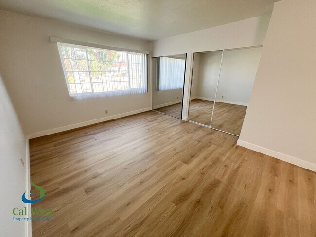 Building Photo - 3023 Plumstead Way