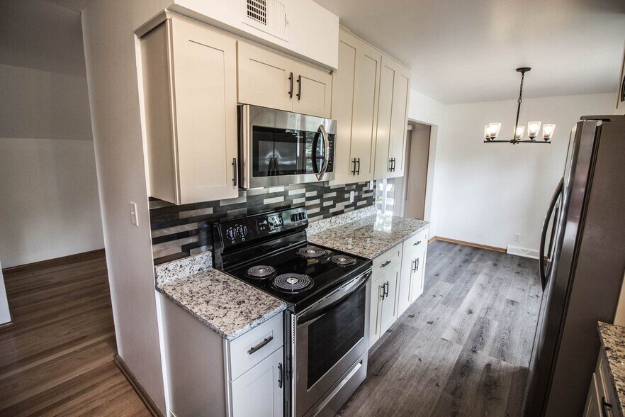 Kitchen - 708 North St