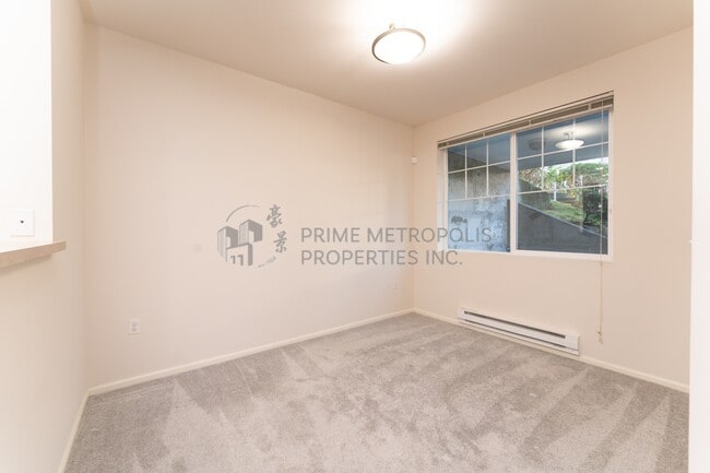 Building Photo - 21026 40th Pl S