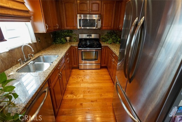 Building Photo - 26135 Frampton Ave