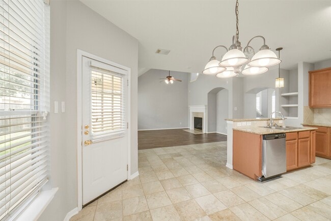 Building Photo - 21626 Shallow Glen Ln