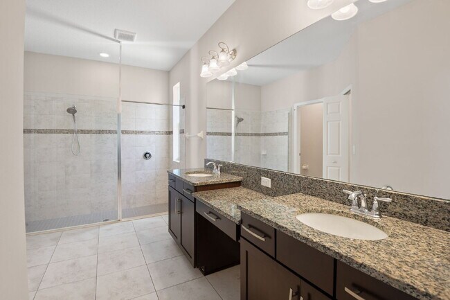Building Photo - Beautiful Home For Rent in South Cove!