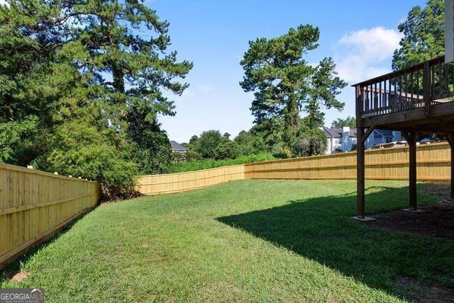 Building Photo - 2666 Davenport St