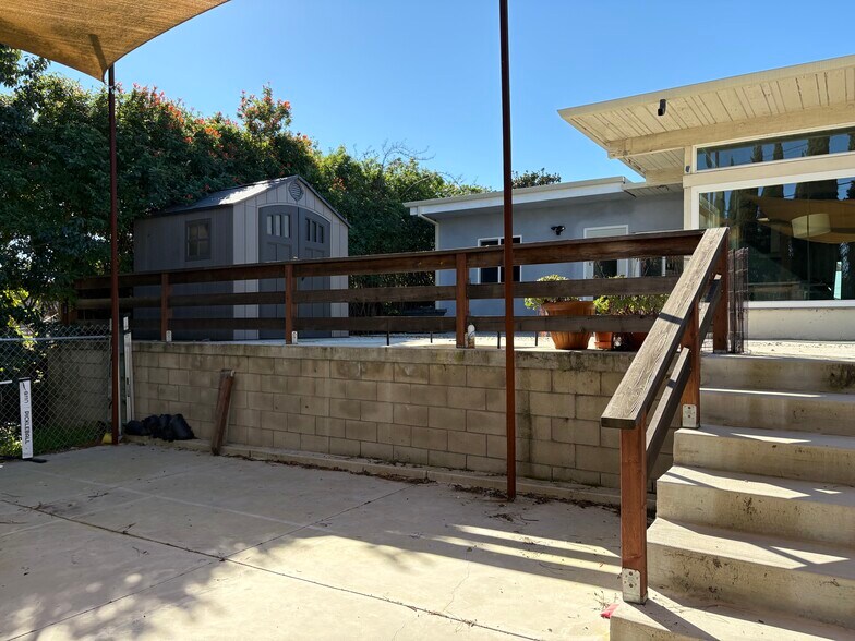 Building Photo - 5775 W 74th St