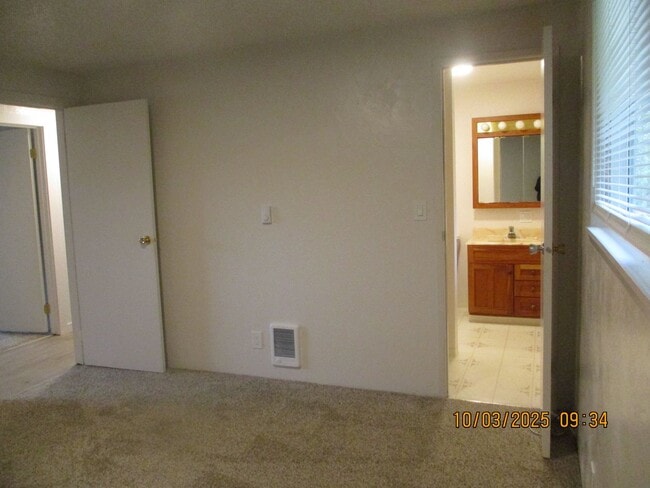 Building Photo - 821 VAL VISTA DR.,  MONTESANO, WA  98563