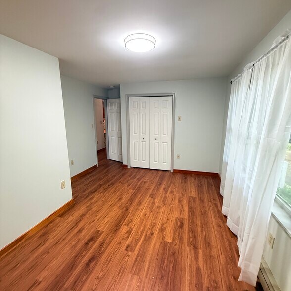 Bedroom 2 - 11 Frost Brook Ln