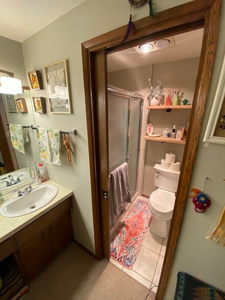 Building Photo - 2834 Warren St