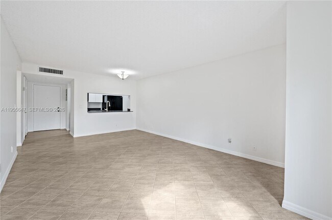 Building Photo - 10001 W Atlantic Blvd