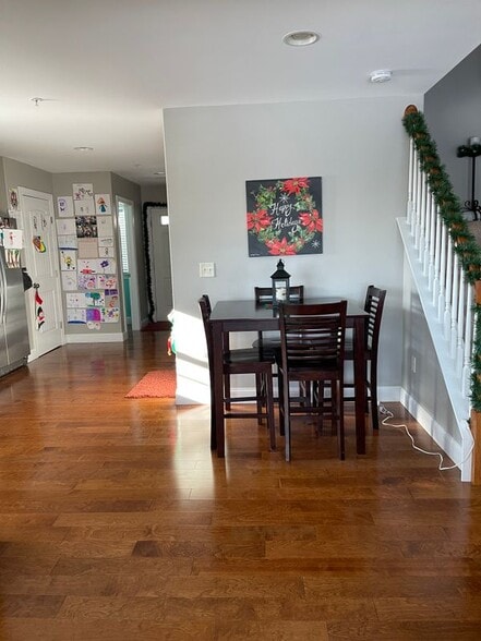 Building Photo - 1650 Mathew Dr