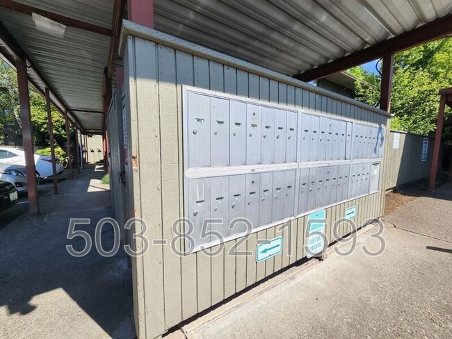 Building Photo - 4852 SW MURRAY Blvd