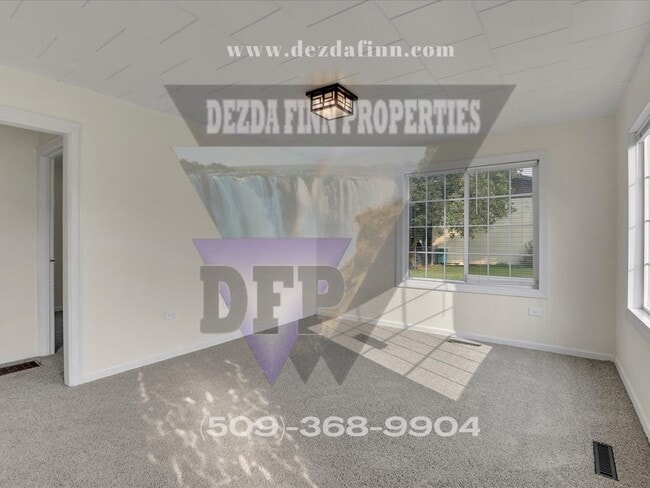 Building Photo - 2 Bed, 1 Bath in NE Spokane Valley Availab...