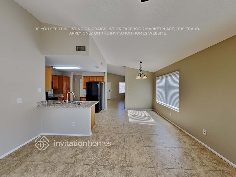 Building Photo - 5011 Colby St