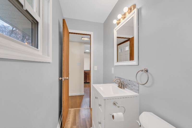 Building Photo - 21518 Willow Ln