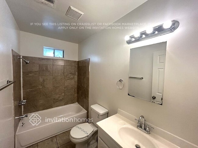 Building Photo - 10751 Woodward Ave