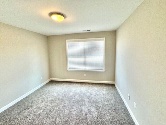 Building Photo - Now Leasing a 4-Bedroom 2.5 Home In Somerville, TN. Availalbe NOW!