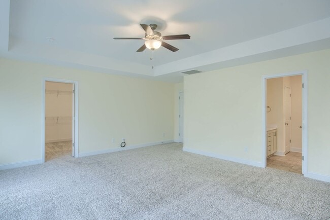 Building Photo - Charming 3-Bedroom Home for Rent in Rogers Farm