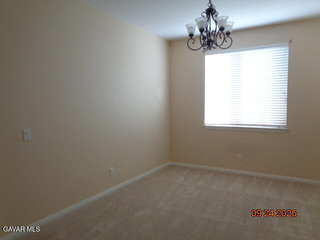 Building Photo - 42308 Klamath Ln