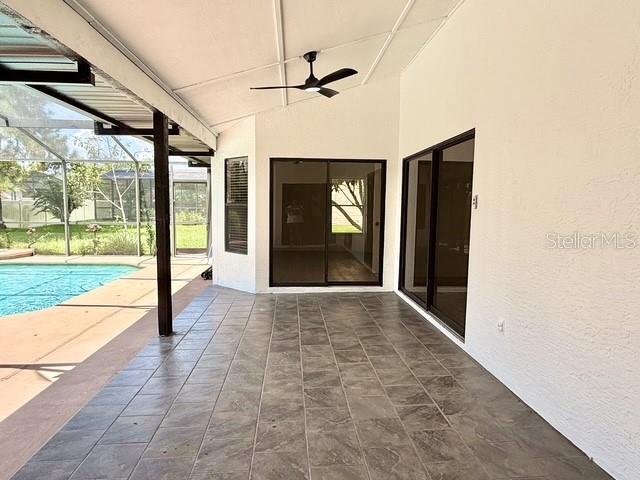Building Photo - 553 Walnut Grove Pl