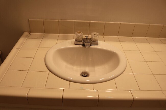 Building Photo - 19275 Symeron Rd