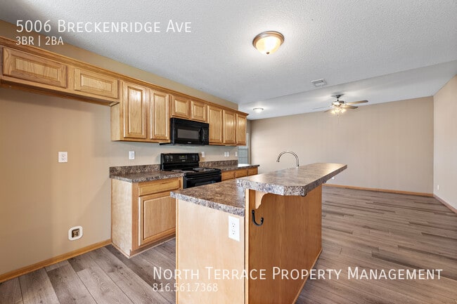 Building Photo - Use your RENT SPECIAL to lower your monthl...