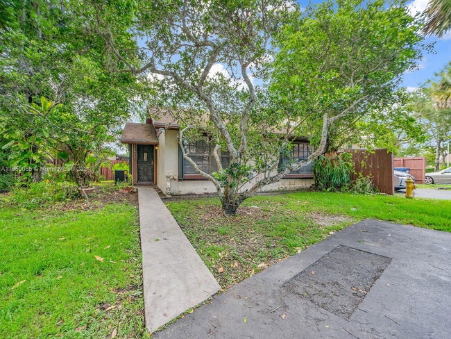 Primary Photo - 14811 SW 74th Ln