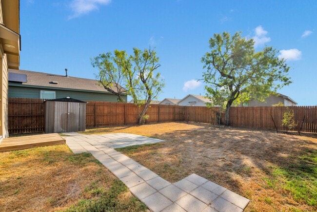 Building Photo - Cozy 3 Bed 2 Bath Home in Southton Meadows