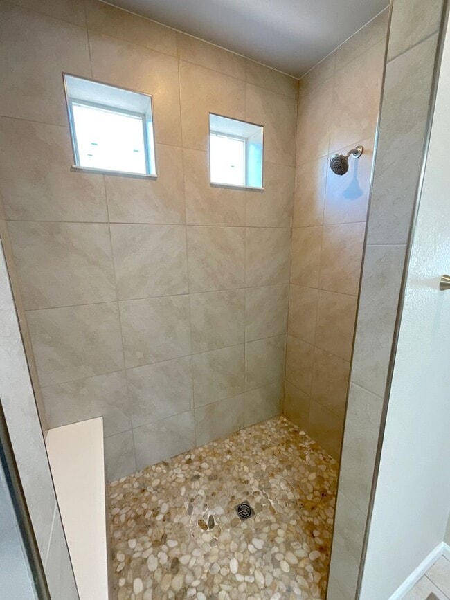Building Photo - 3 Bedroom Home Available Near Marksheffel ...