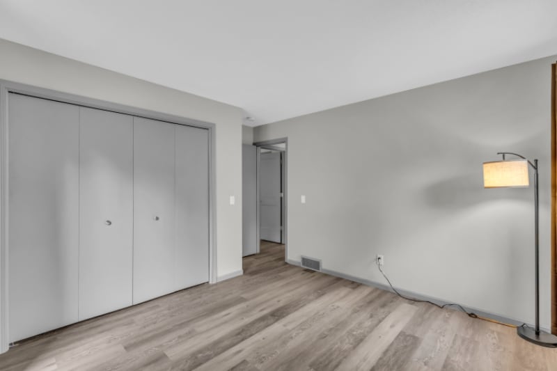 Building Photo - 1227 Flicker Cir
