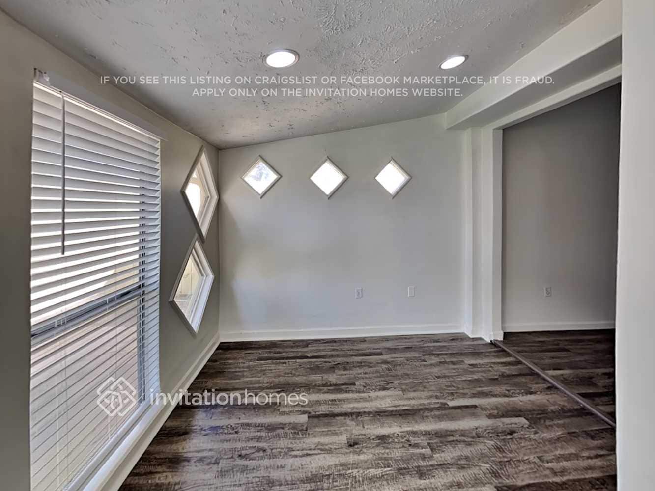 Building Photo - 22526 Smokey Hill Dr