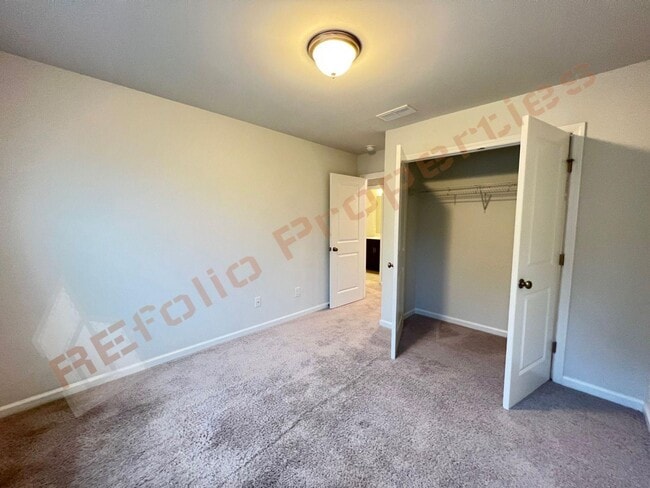 Building Photo - 1137 Little Gem Ln