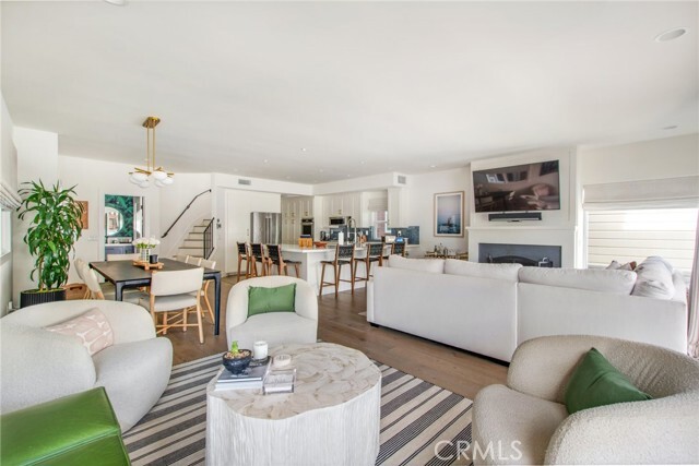 Building Photo - 327 Anade Ave