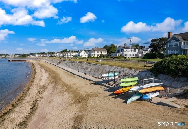 Building Photo - 10 W View Rd