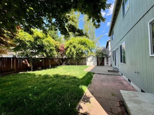 Building Photo - PENDING APPLICATION; Well Maintained 4 BD