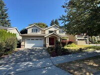 Building Photo - Beautiful Upscale Large High End Home in K...